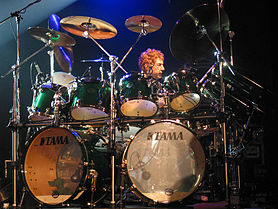 David Paich (keyboard) och Simon Phillips (trummor).