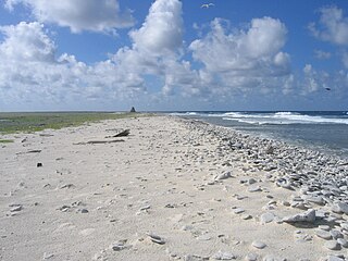 Birnie Island. Day beacon in background