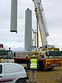 Le parc éolien de Plouarzel, une éolienne en cours de montage 2.