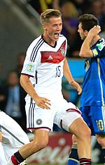 Thumbnail for File:Erik Durm20140714 0009 (cropped).jpg