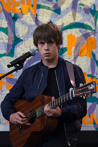 <span class="mw-page-title-main">Jake Bugg</span> English singer-songwriter