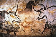 Arte do Paleolítico Superior, c. 17.300 anos, mostrando uros, cabalos e cervos. Lascaux, Francia