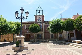 Ayuntamiento de Tordehumos.jpg