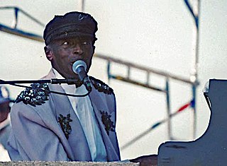 <span class="mw-page-title-main">Charles Brown (musician)</span> American blues singer and pianist