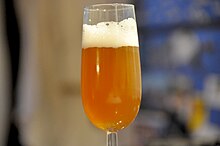 Chimay Blanc (4450950208).jpg