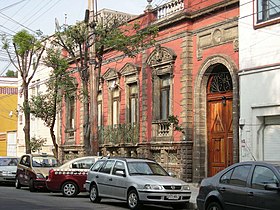 Mansión en la calle Velázquez de León