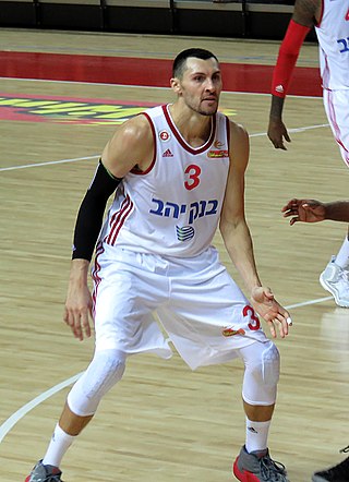 <span class="mw-page-title-main">Tony Gaffney</span> American basketball player