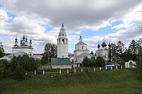 Ансамбль Троицкого собора, Воскресенского и Успенского храмов, посёлок Лух