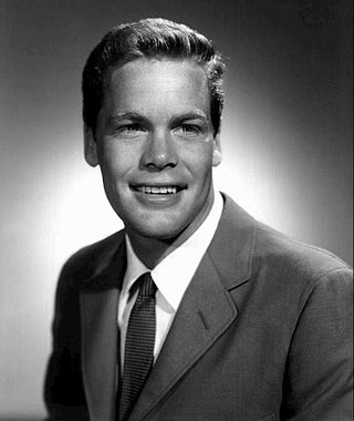 <span class="mw-page-title-main">Doug McClure</span> American actor (1935–1995)