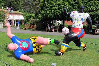 Les Footballeurs ("Soccer Players", 1993), The Olympic Museum, Lausanne