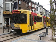 Métro léger de Charleroi Hochflurstadtbahn mit Tunnel- und straßenbündigen Streckenabschnitten