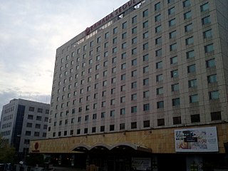 <span class="mw-page-title-main">Ramada</span> Large hotel chain run by Wyndham Hotels & Resorts