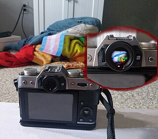 <span class="mw-page-title-main">Viewfinder</span> System through which the photographer looks to compose and focus the picture