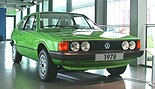 VW Scirocco GT 1978 estrenanando paragolpes envolventes de una sola pieza.