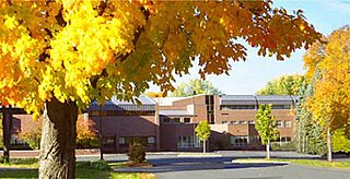 <span class="mw-page-title-main">Frontier Regional School</span> Public high school in South Deerfield, MA, United States