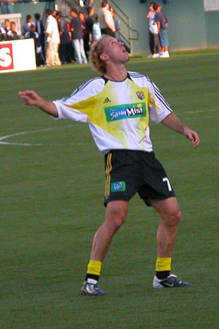 <span class="mw-page-title-main">Simon Elliott</span> New Zealand footballer