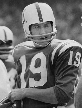 <span class="mw-page-title-main">Johnny Unitas</span> American football player (1933–2002)