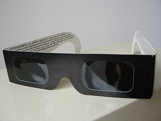 <span class="mw-page-title-main">Solar viewer</span> Type of eye-wear used to view the sun