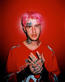 Lil Peep op 19 augustus 2016 geboren op 1 november 1996