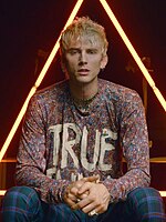 Machine Gun Kelly, Worst Director co-winner MGK 2021 VMA.jpg