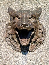 Mask on the Putnam Monument.