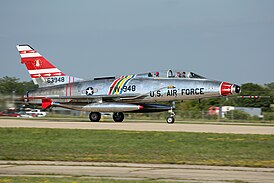 North American F-100F Super Sabre американских ВВС