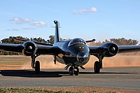 English Electric Canberra TT.18, Temora Aviation Museum JP6284998.jpg