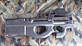 FN P90