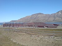 Het Universiteitsgebouw in Longyearbyen (UNIS)