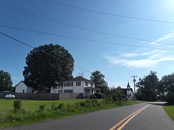 Entering central Unionville, July 2023