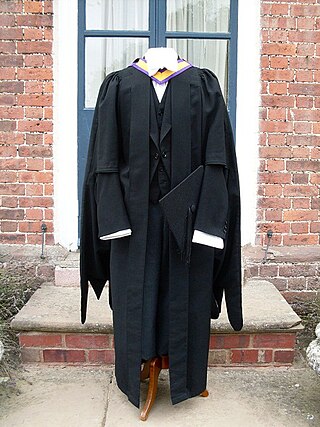 <span class="mw-page-title-main">Academic dress of the University of Manchester</span>