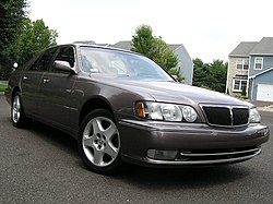 Infiniti Q45t tahun 2000