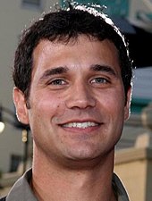 Composer Ramin Djawadi created the episode's musical score. Ramin Djawadi.jpg