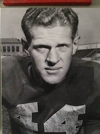 <span class="mw-page-title-main">Ray Hamilton (defensive end)</span> American football and basketball player (1916–1995)