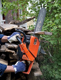 Chainsaw Portable handheld powered cutting tool