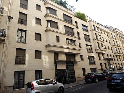 Rue Henri Heine no. 3-5 in Paris by J.J. Ory (2001), a neo-Art Deco building[164]