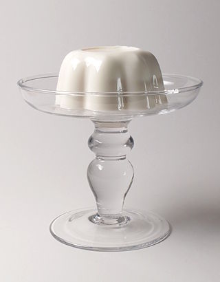 <span class="mw-page-title-main">Pudding</span> Dessert or savory dish