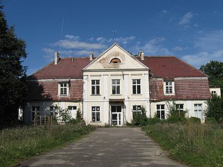 <span class="mw-page-title-main">Rusocin, Pomeranian Voivodeship</span> Village in Pomeranian Voivodeship, Poland