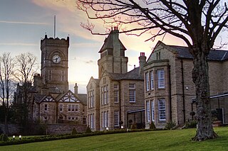 <span class="mw-page-title-main">High Royds Hospital</span> Hospital in West Yorkshire, England