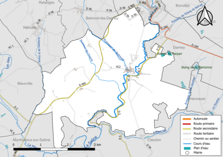 Carte en couleur présentant le réseau hydrographique de la commune