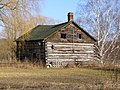 Maison de bois empilé en queue d'aronde