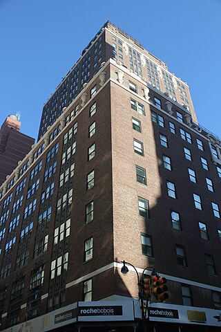 <span class="mw-page-title-main">200 Madison Avenue</span> Office building in Manhattan, New York