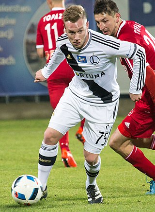 <span class="mw-page-title-main">Thibault Moulin</span> French footballer (born 1990)