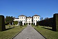 * Kandidimi: Villa Panza in Varese, Italy. --Phyrexian 08:58, 16 September 2024 (UTC) * * Kërkohet vlerësim