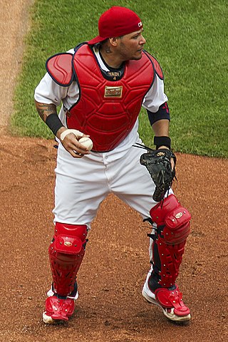 <span class="mw-page-title-main">Yadier Molina</span> Puerto Rican baseball player (born 1982)