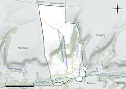 Carte en couleur présentant le réseau hydrographique de la commune