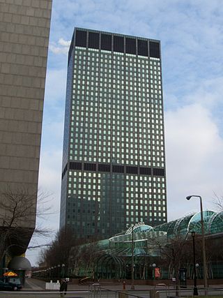 <span class="mw-page-title-main">Erieview Tower</span> Skyscraper located in downtown Cleveland, Ohio