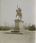 Bronze statue of a man on a horse