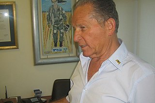 <span class="mw-page-title-main">Ran Ronen-Pekker</span> Israeli Air Force general