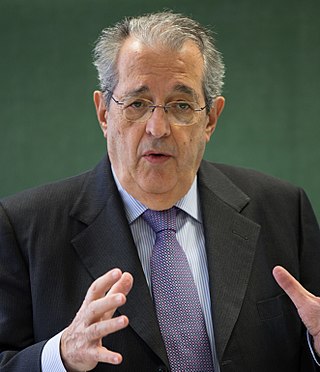 <span class="mw-page-title-main">Fabrizio Saccomanni</span> Italian economist and politician (1942–2019)